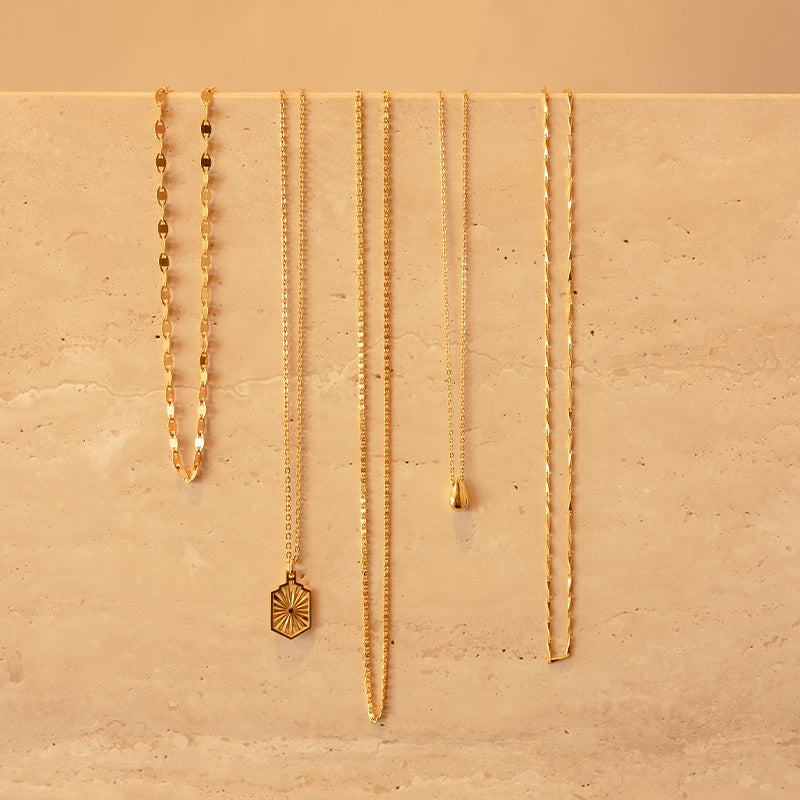 Premium Ray of Light Chain Necklace – Ultimate Everyday Elegance
