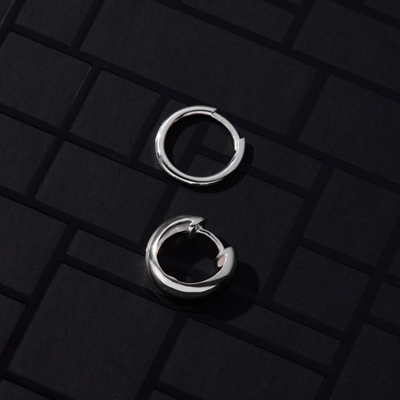 Premium Zephyr Men's Huggie Earring - Minimalist Style