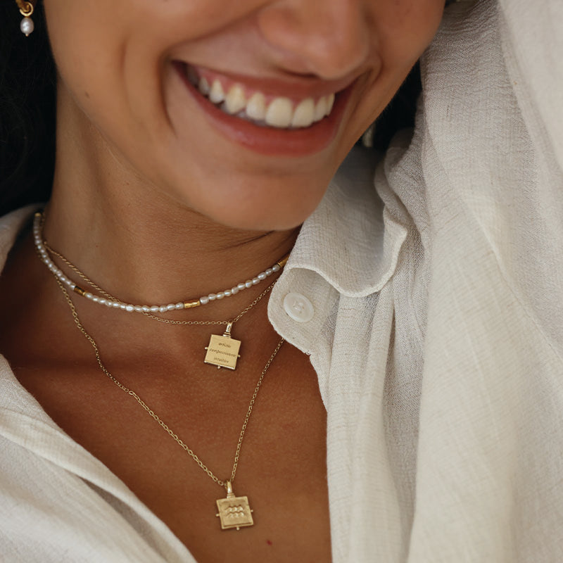 Premium Aquarius Zodiac Necklace - Ultimate Birth Constellation Jewelry