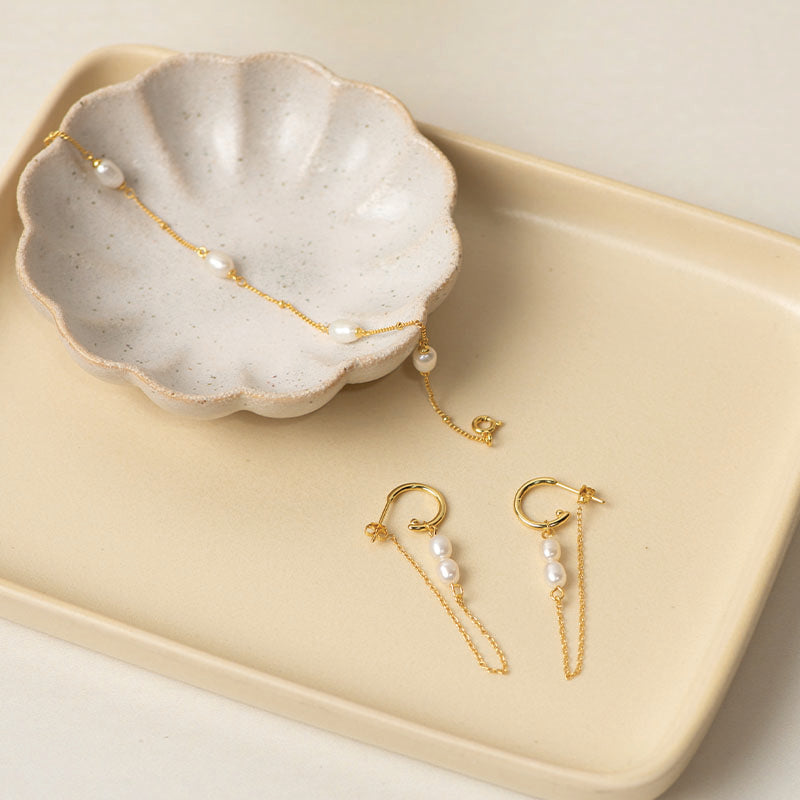 Premium Pearl Chain Hoop Earrings - Timeless Elegance