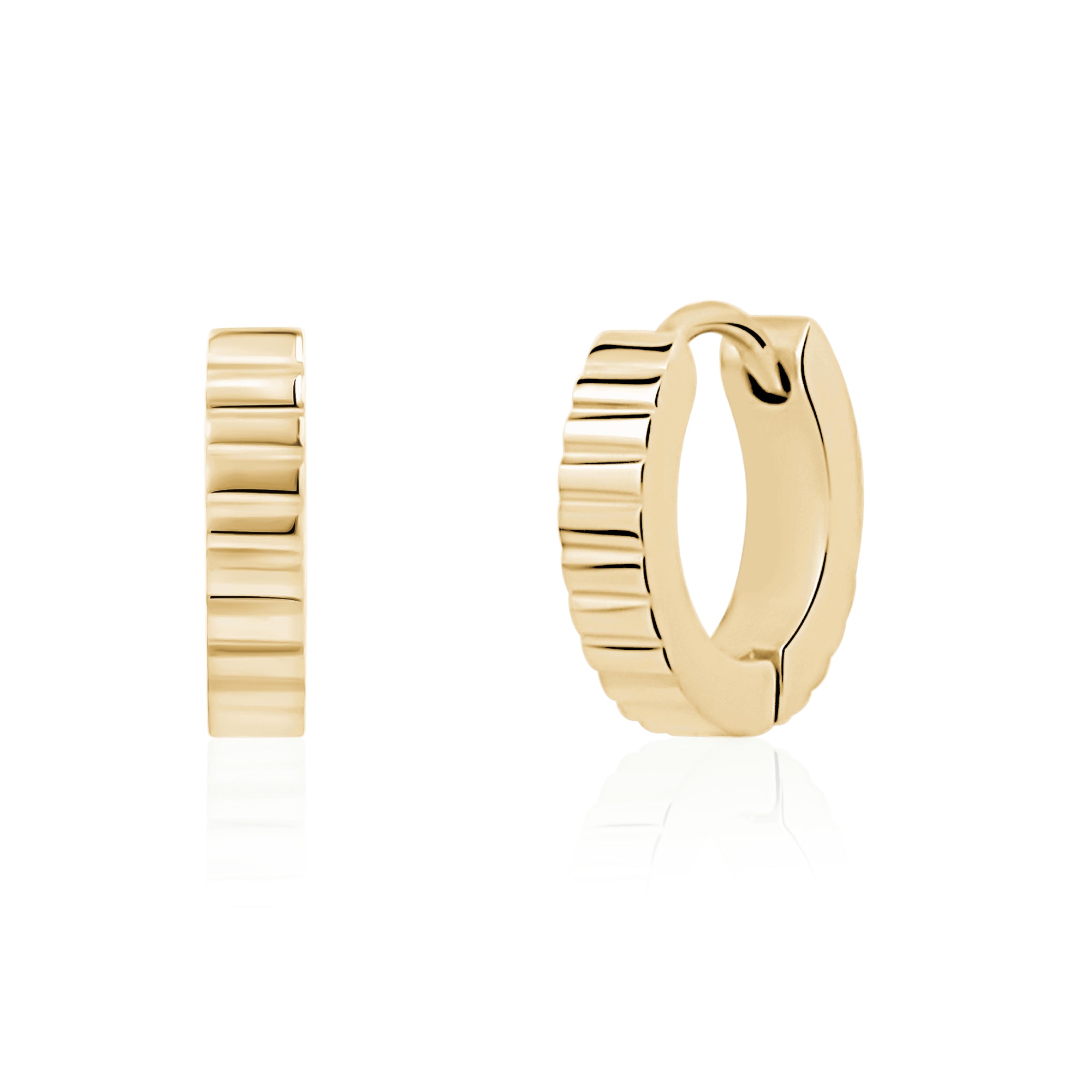 Premium Ripple Design Huggie Earrings - Everyday Elegance